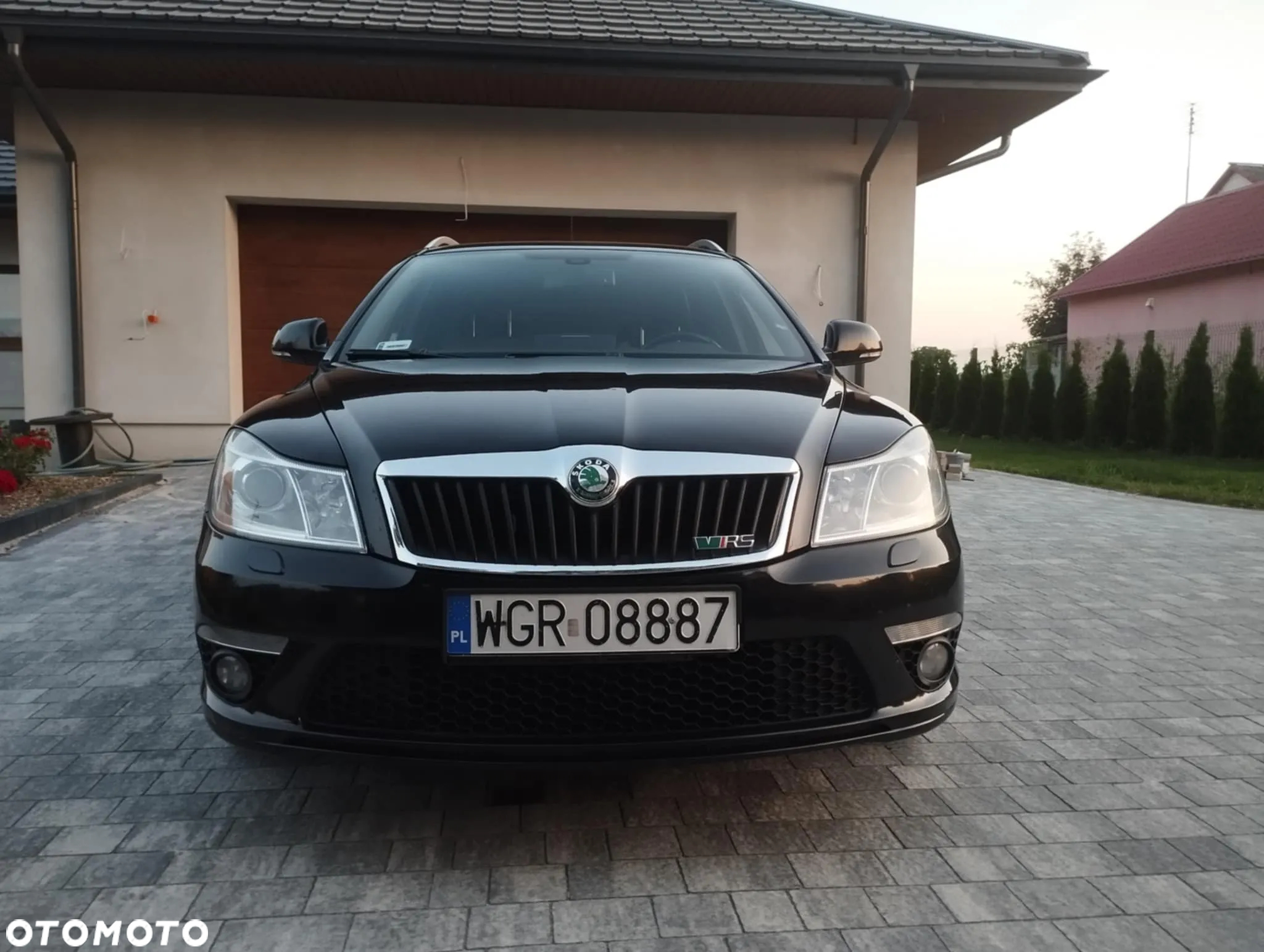 Skoda Octavia Combi 2.0 TDI CR DPF RS - 5