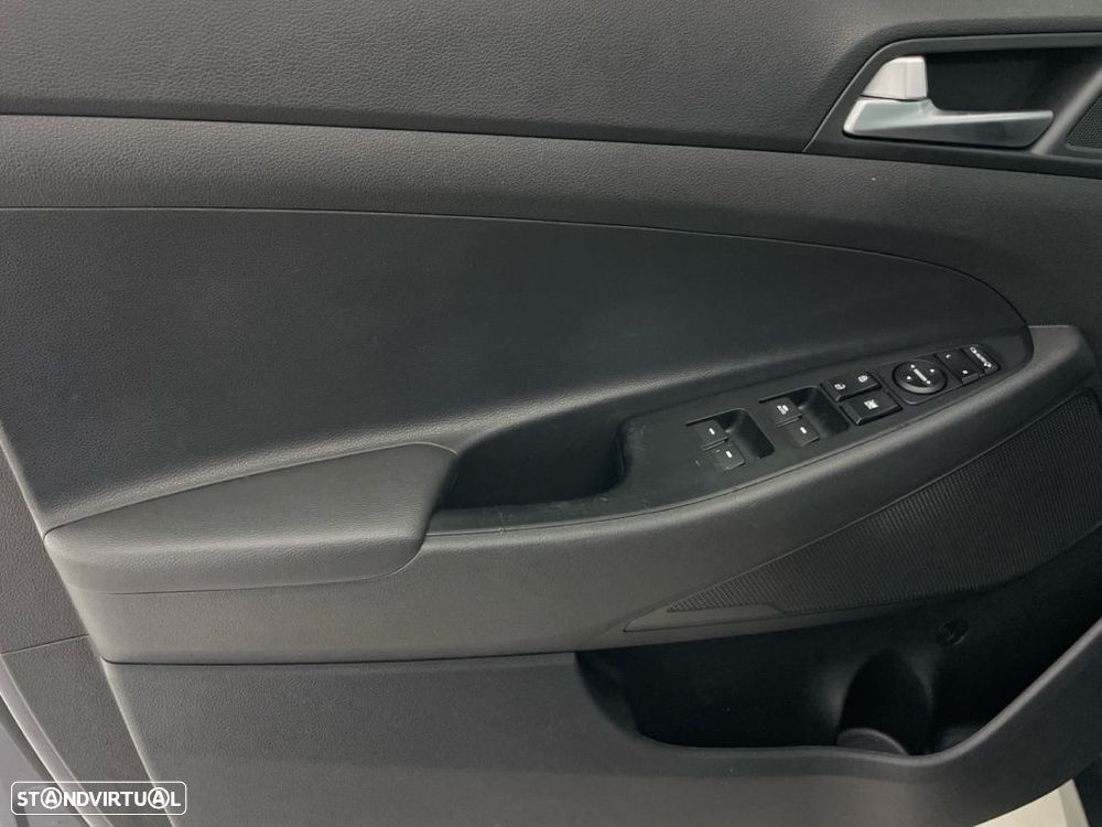 Hyundai Tucson 1.7 CRDi Premium - 18