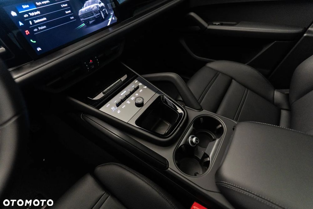 Porsche Cayenne E-Hybrid PHEV Black Edition - 23
