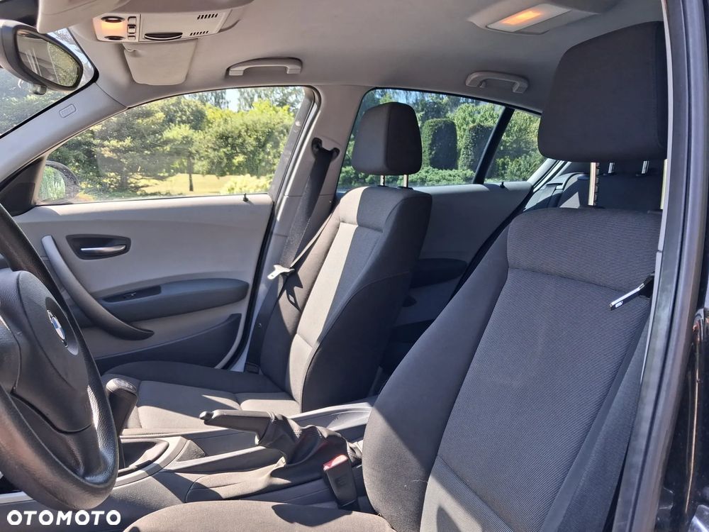 BMW Seria 1 - 16
