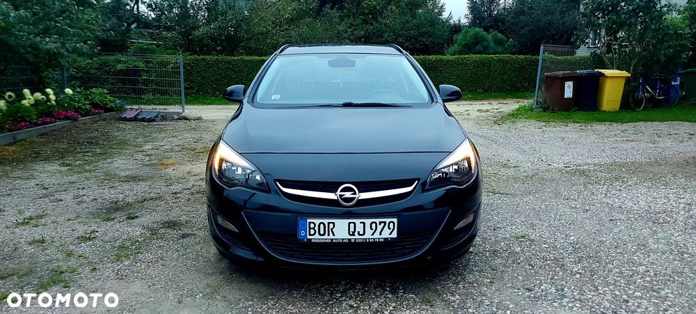 Opel Astra 1.4 Turbo Edition Sport - 3