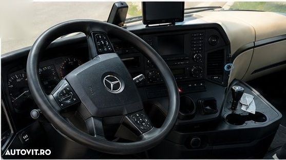 Mercedes-Benz Arocs - 5