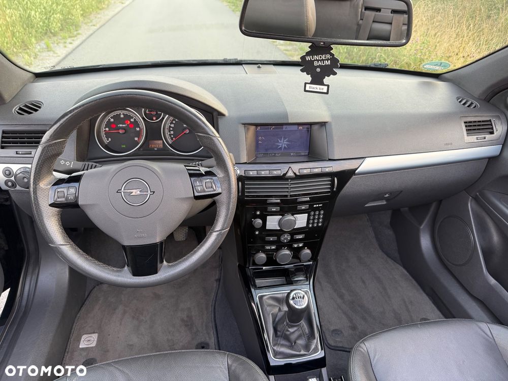 Opel Astra 1.9 CDTI DPF NAVI - 14