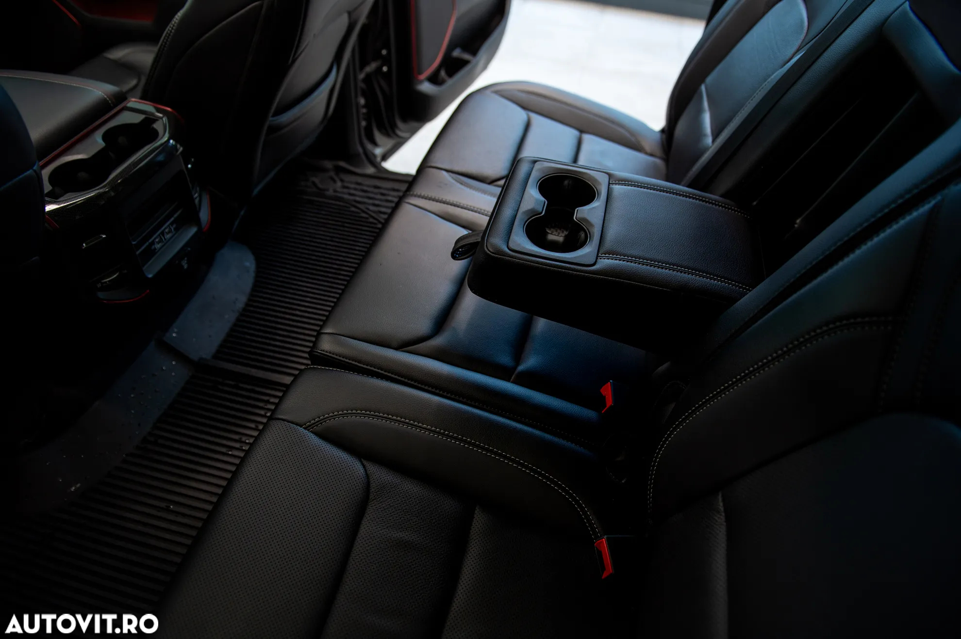 Dodge RAM - 33