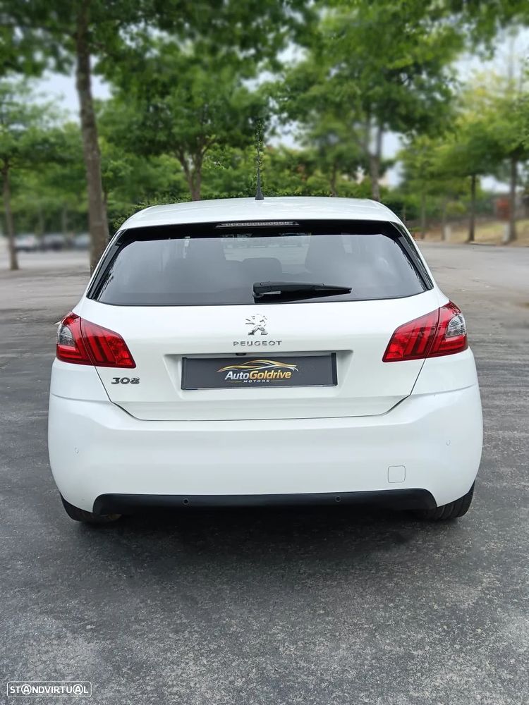 Peugeot 308 1.2 PureTech Allure EAT8 - 9
