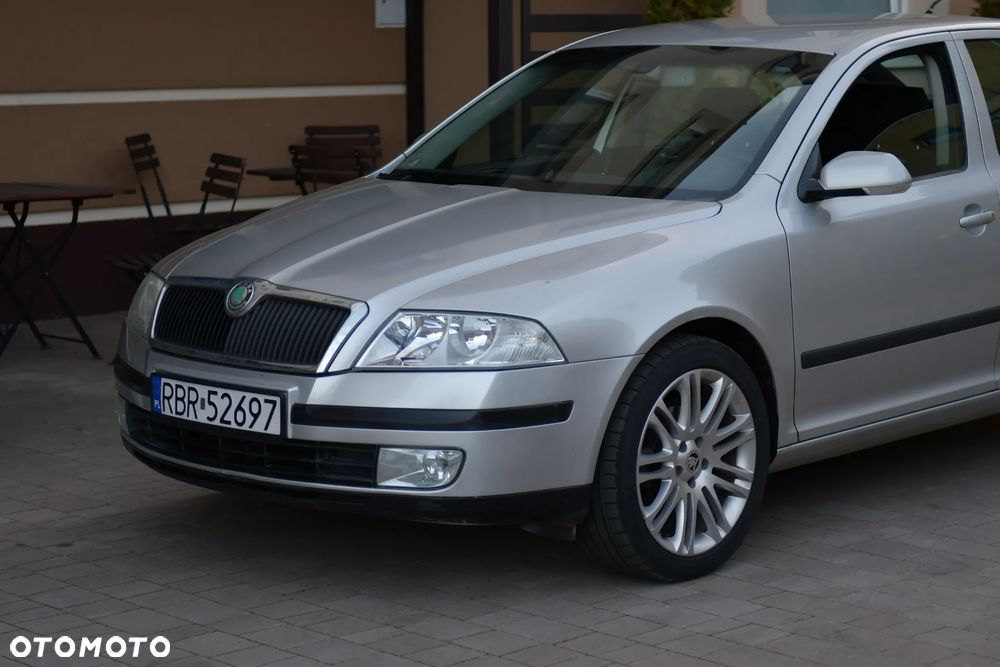 Skoda Octavia 1.9 TDI DPF Ambiente - 1