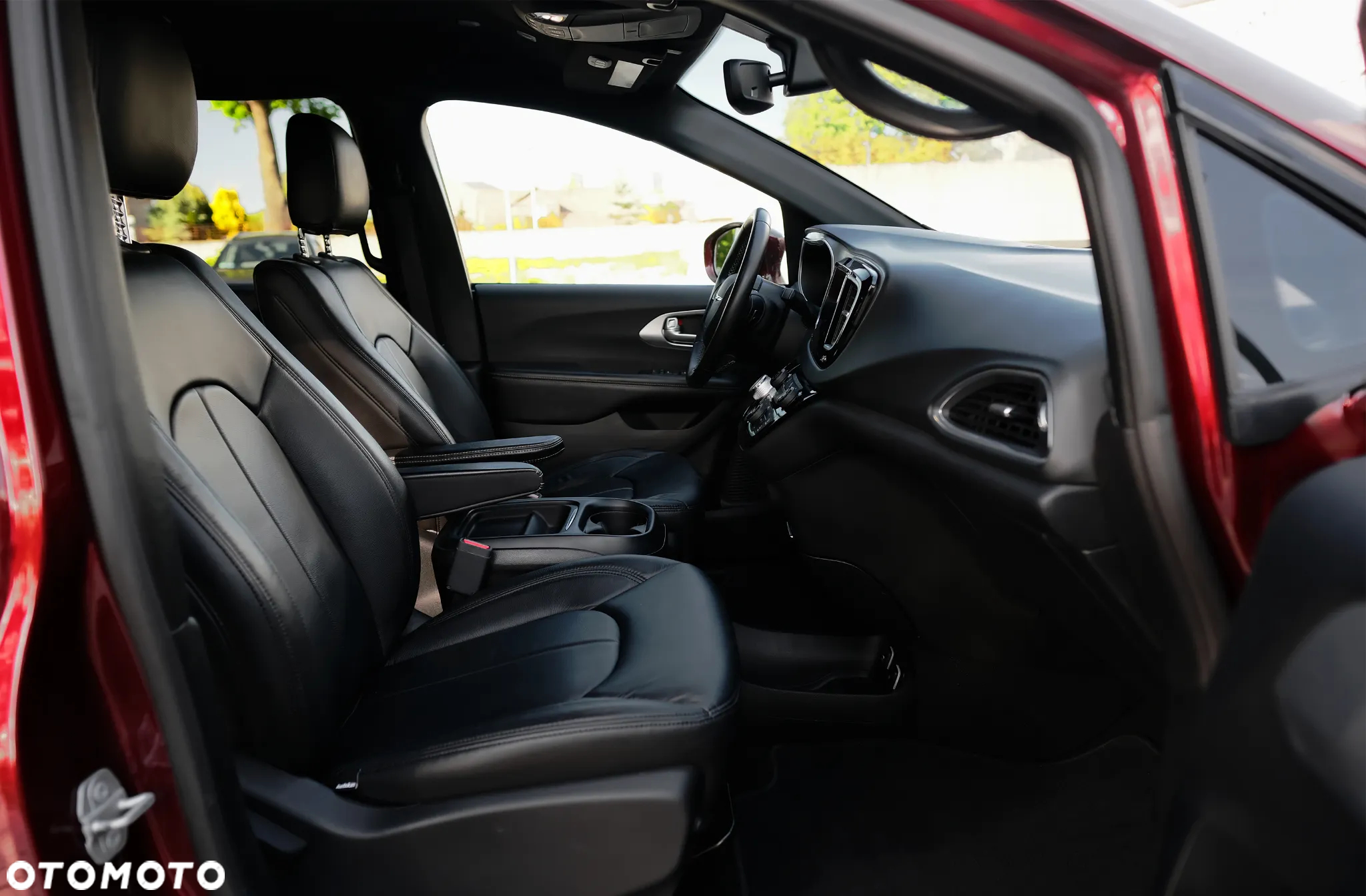Chrysler Pacifica - 18