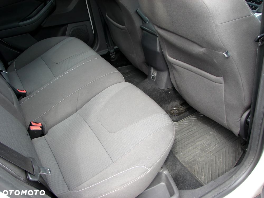 Ford Focus Turnier 1.6 TDCi DPF Start-Stopp-System Titanium - 22