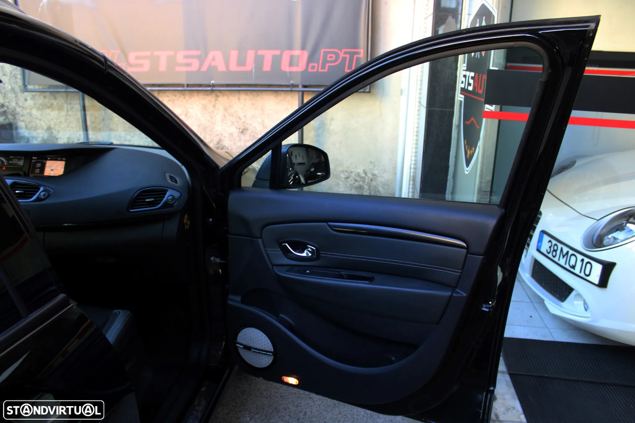 Renault Grand Scénic 1.6 dCi Bose Edition SS - 29