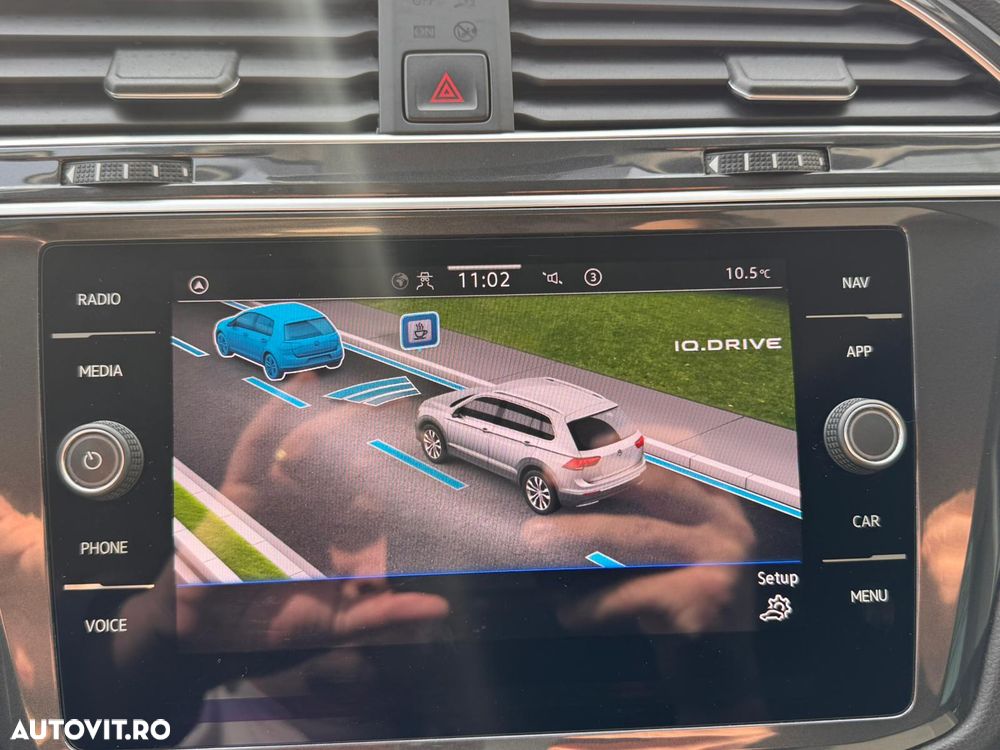 Volkswagen Tiguan 2.0 TDI DSG Life - 26