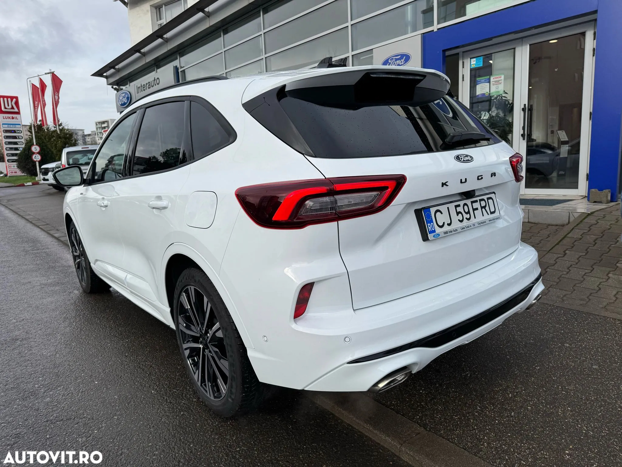 Ford Kuga 1.5 EcoBoost A8 FWD ST-Line X - 14