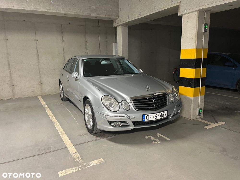 Mercedes-Benz Klasa E 350 4-Matic Avantgarde - 27