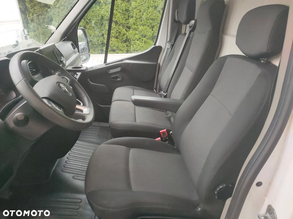 Renault MASTER  IV - 11