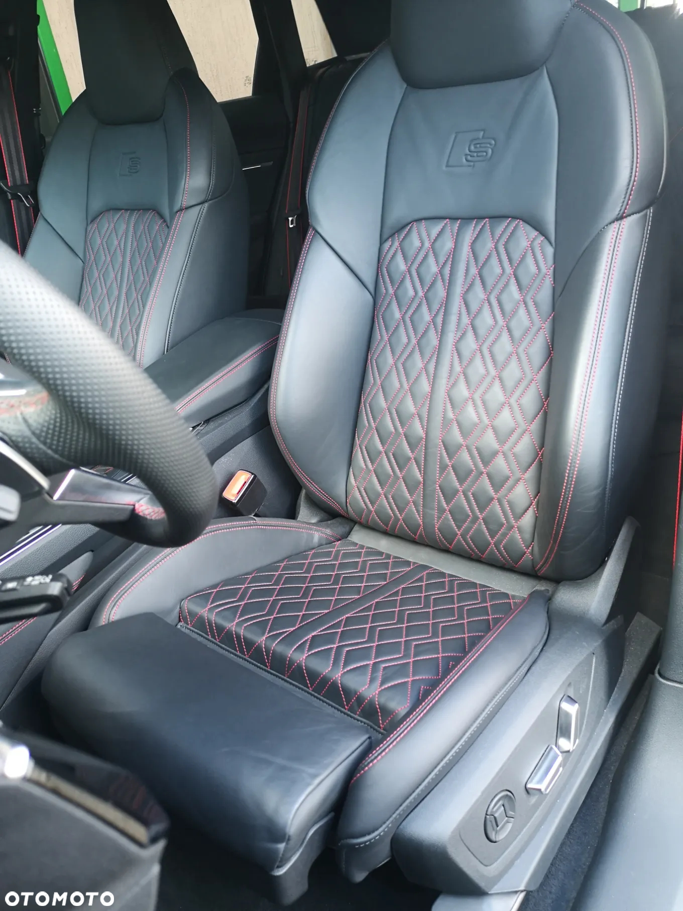 Audi Q8 e-tron 55 quattro advanced - 18