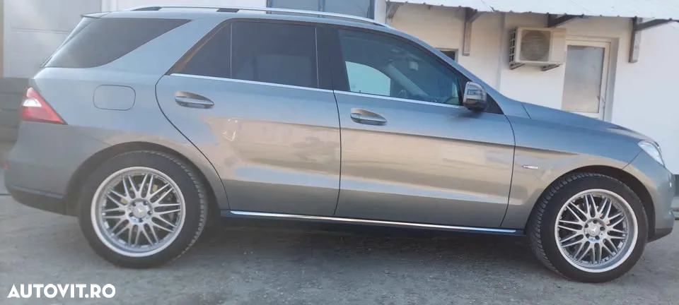 Mercedes-Benz ML 250 BlueTec 4MATIC Aut - 4