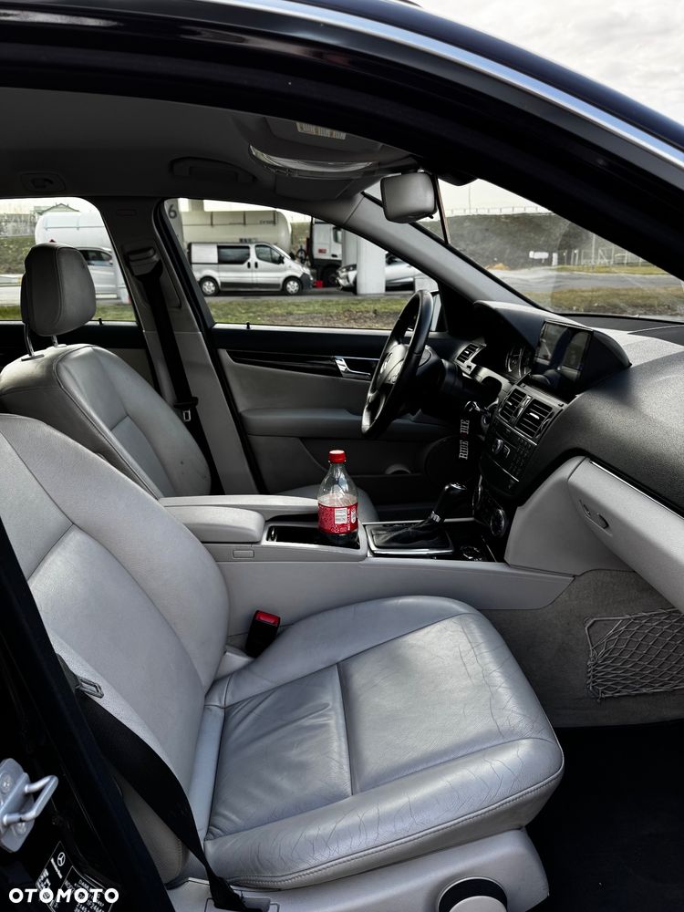 Mercedes-Benz Klasa C 200 CDI DPF Automatik - 12