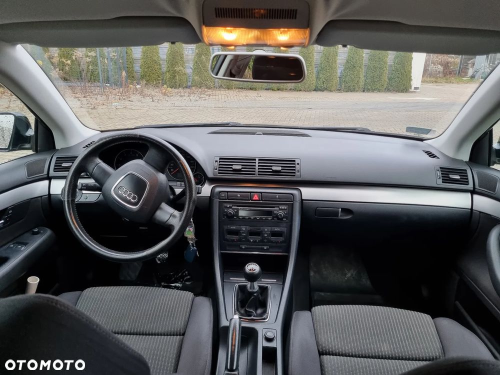 Audi A4 Avant 1.8 T - 10