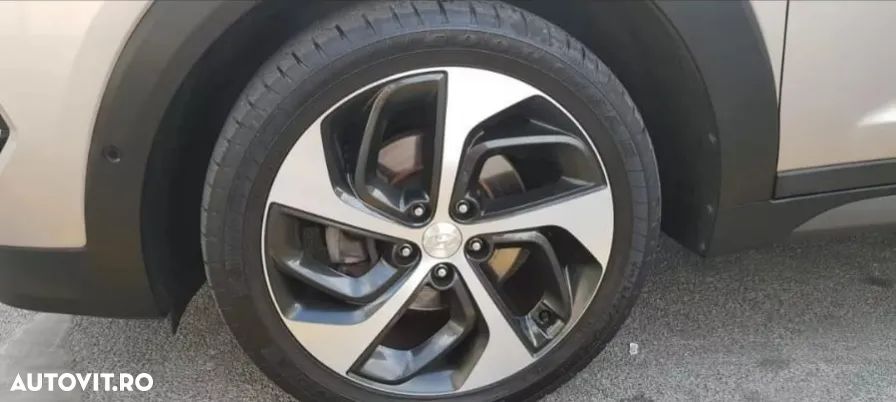 Hyundai Tucson 2.0 CRDI 4WD 6AT Luxury Pack+ - 5