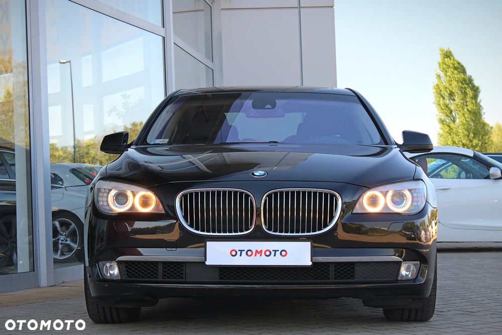 BMW Seria 7 740d xDrive - 13