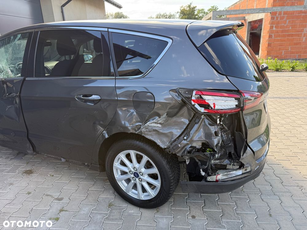 Ford S-Max 2.0 TDCi Titanium PowerShift - 19