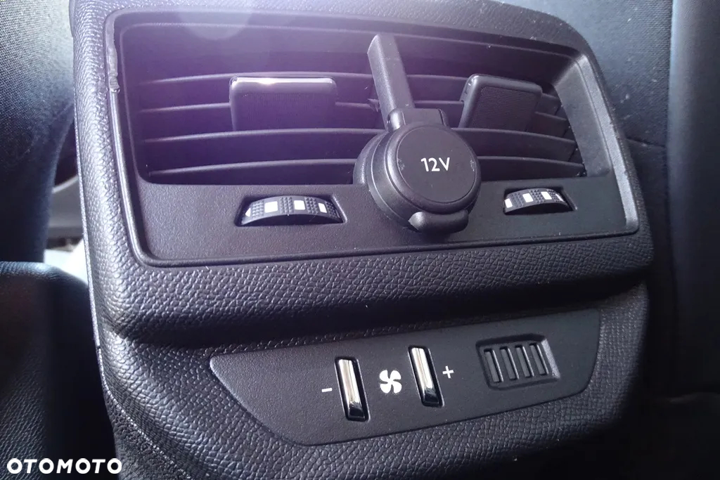 Peugeot 5008 2.0 BlueHDI Crossway S&S EAT8 - 24