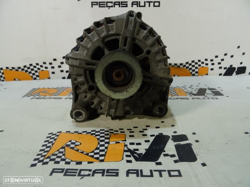 Alternador Bmw 1 (E87)  7802261 / Fg18s019 / 2543461C / 12317802261 - 1
