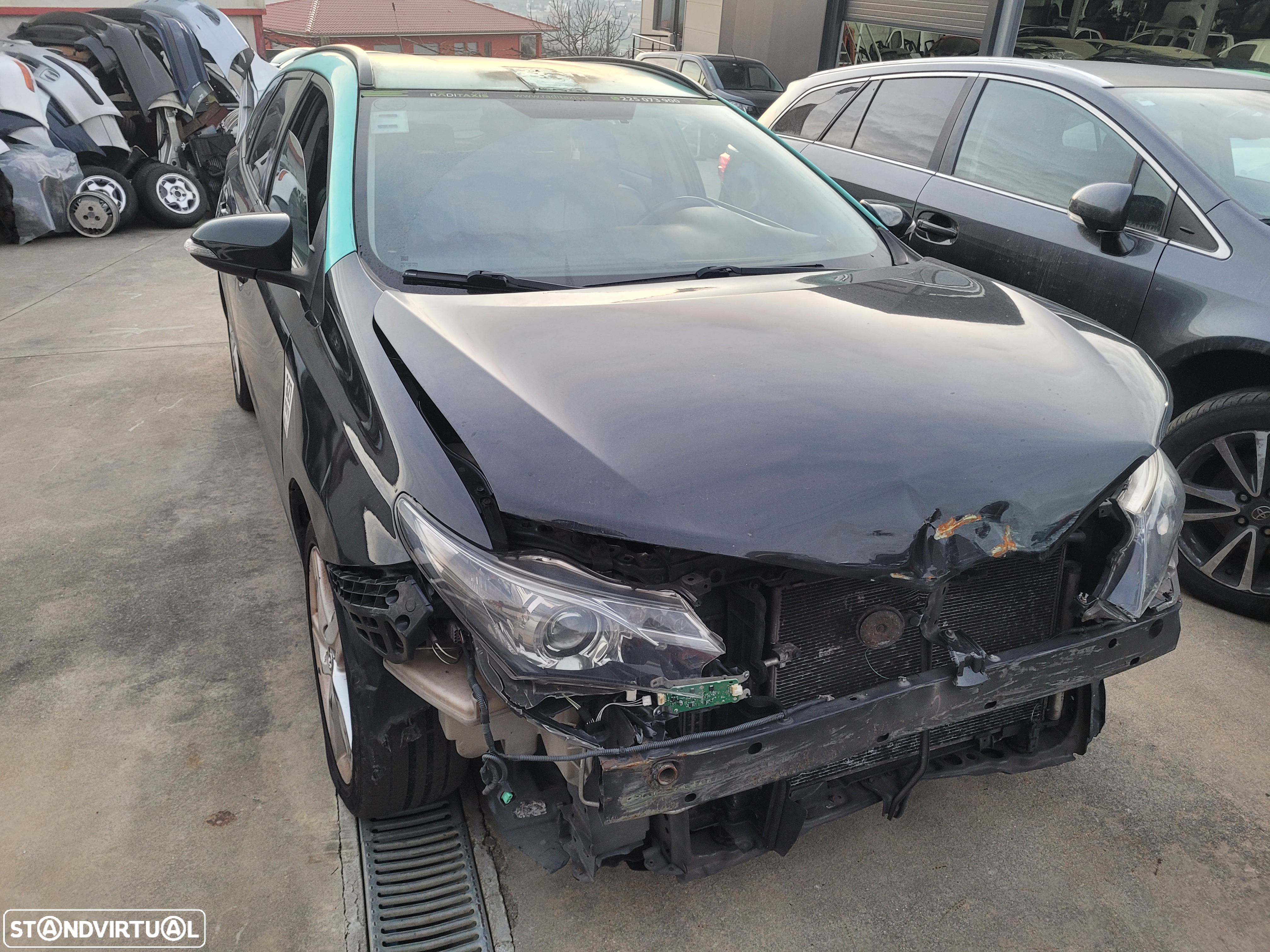 Toyota Auris Sw 2015 para peças - 2