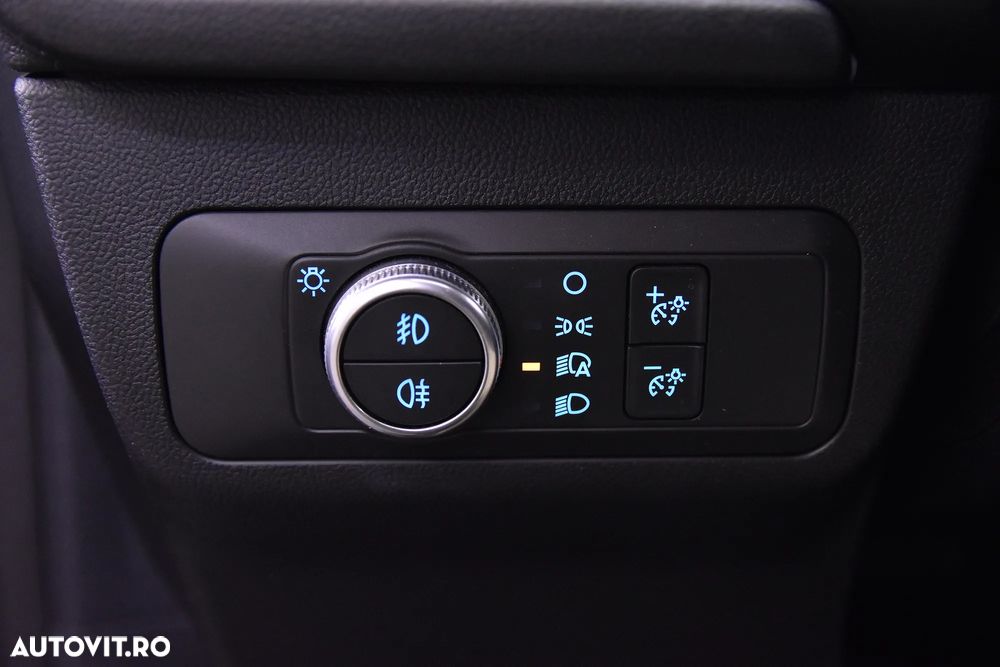 Ford Kuga - 15