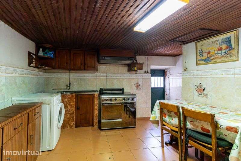 2 Casas de Aldeia c/ Logradouro | Potencial Turismo Rural ou Habitação - Grande imagem: 4/12