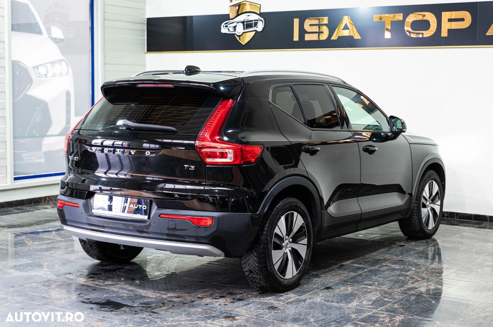 Volvo XC 40 T3 Geartronic Momentum - 33