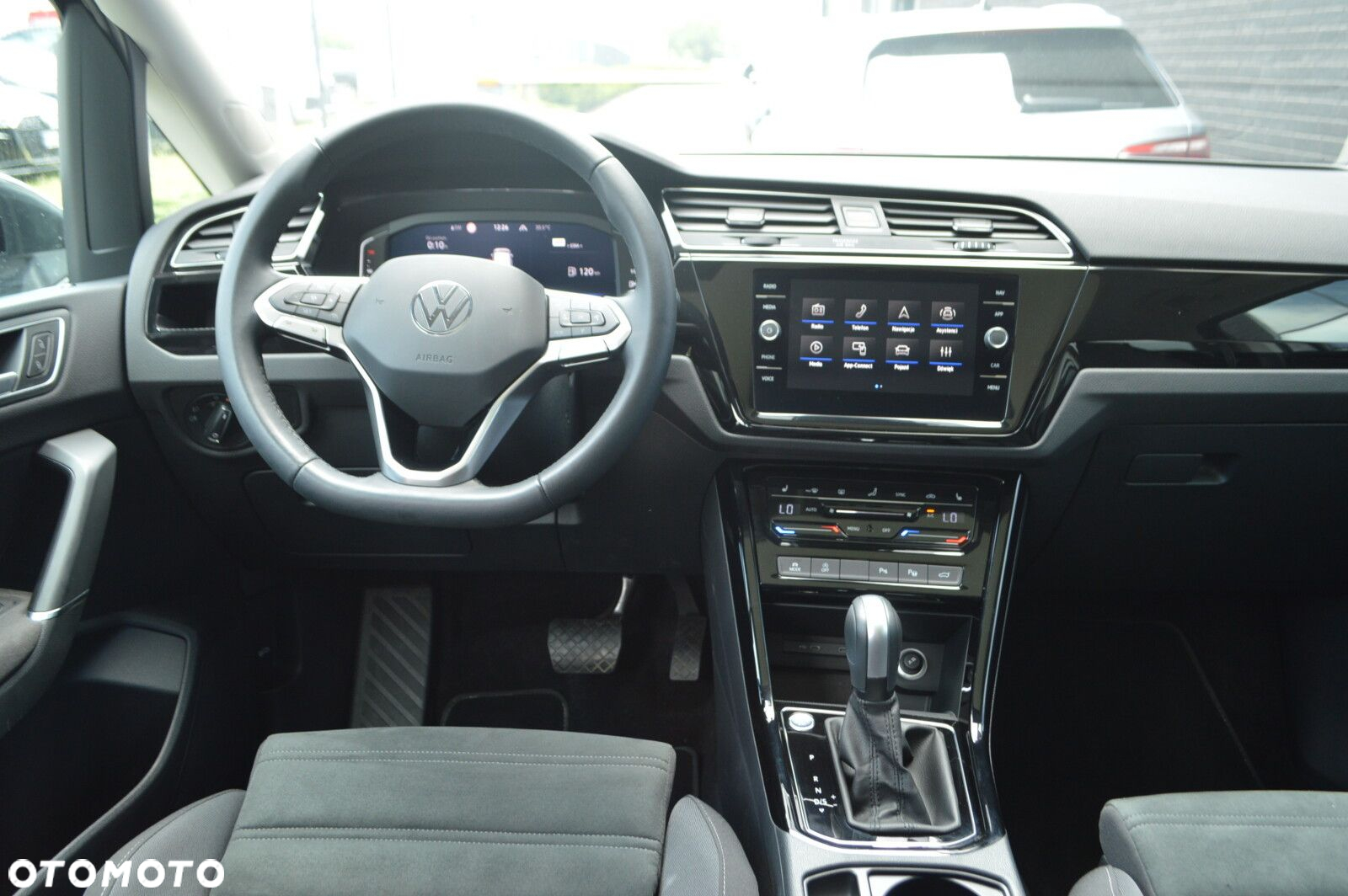 Volkswagen Touran 2.0 TDI BMT Highline DSG - 20