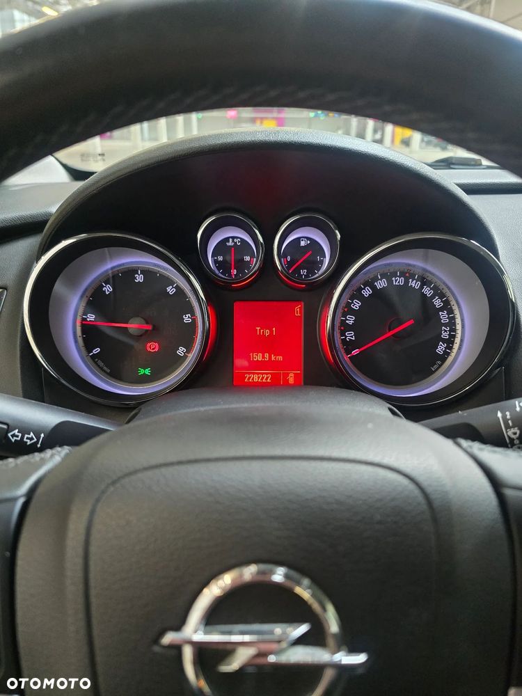 Opel Astra 2.0 CDTI DPF Cosmo - 8
