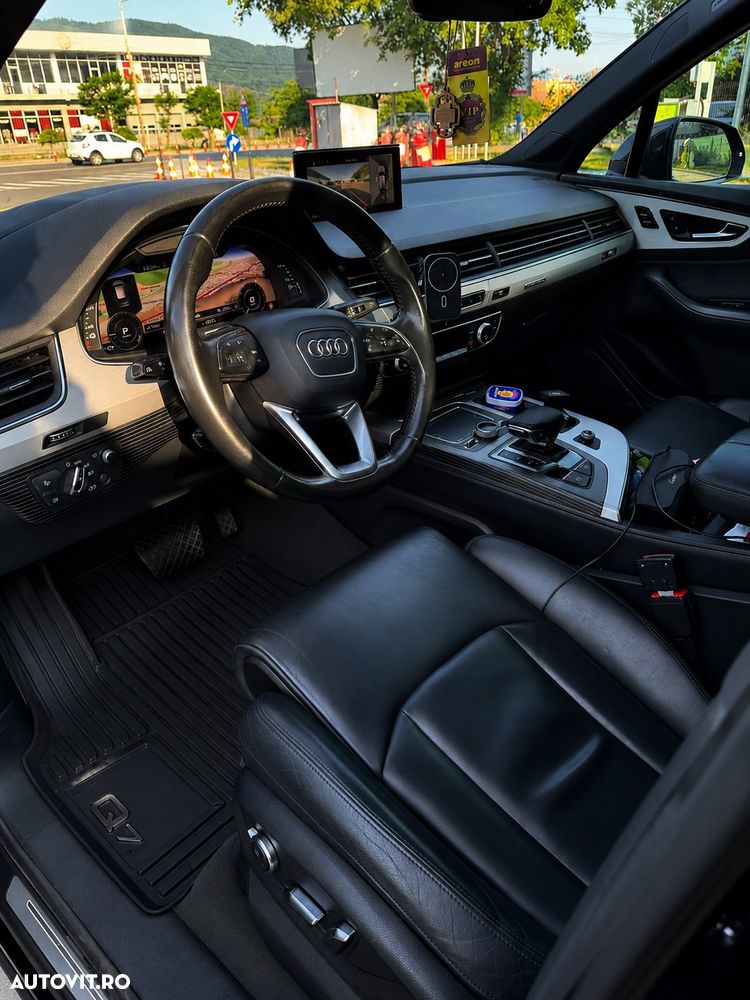 Audi Q7 - 4