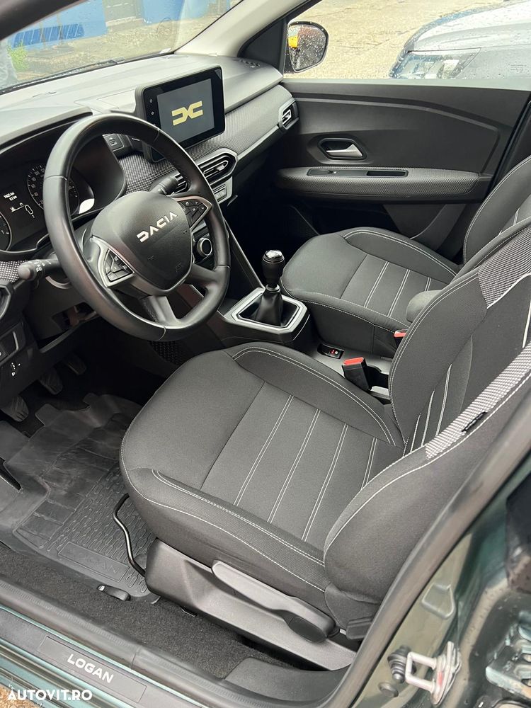 Dacia Logan TCe 90 MT6 Journey - 14