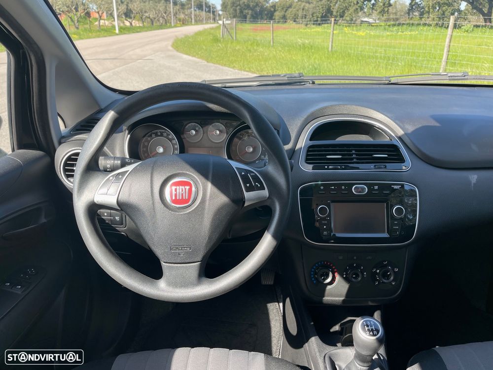 Fiat Punto 1.3 M-Jet Lounge S&S - 14