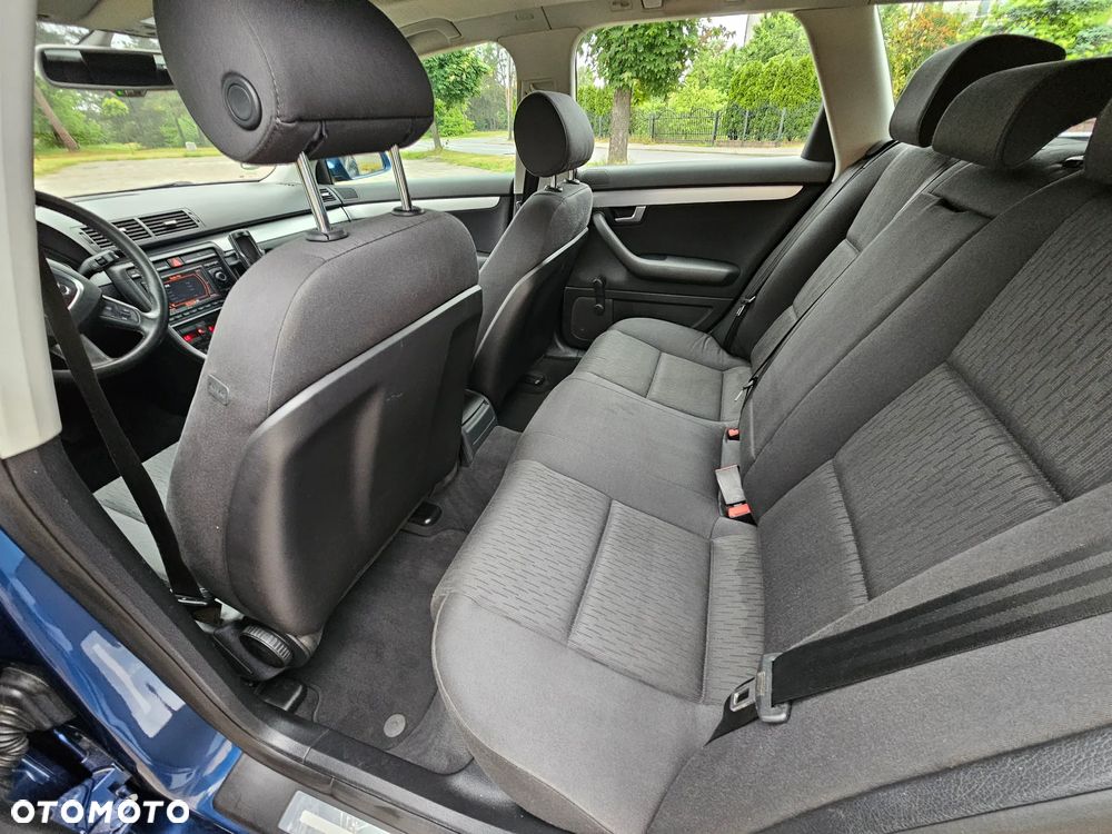 Audi A4 Avant - 15