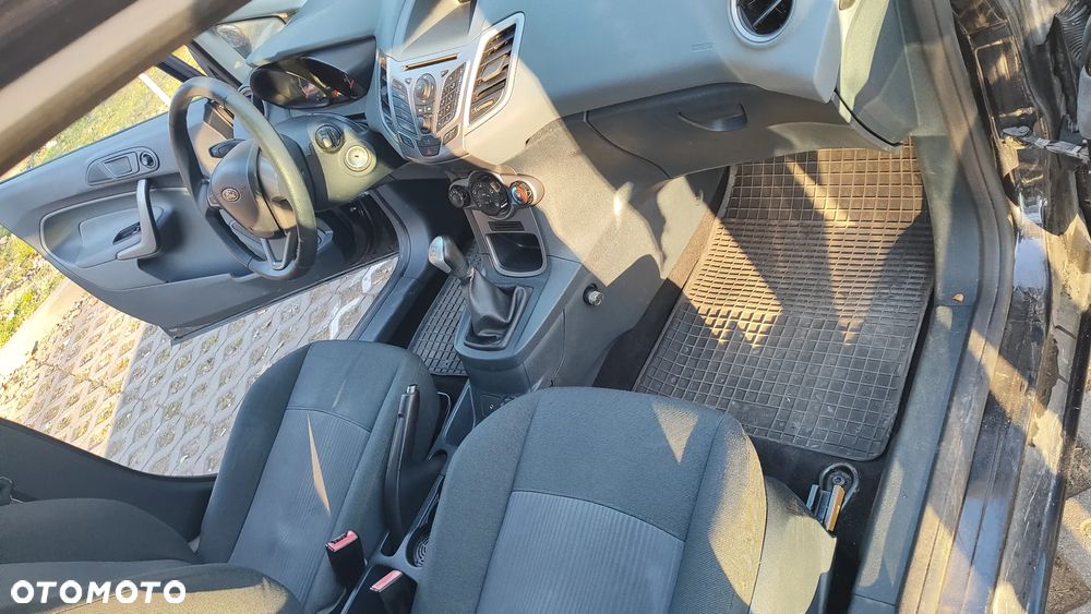 Ford Fiesta 1.25 Trend - 14