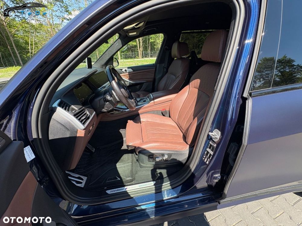 BMW X7 - 22