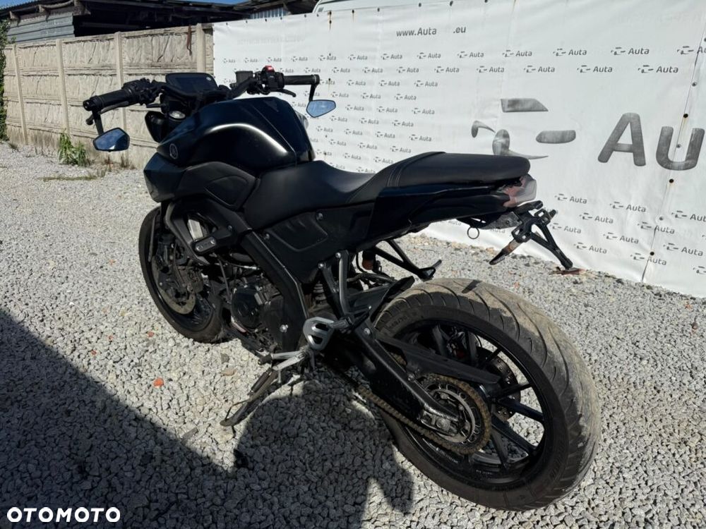 Yamaha MT - 15
