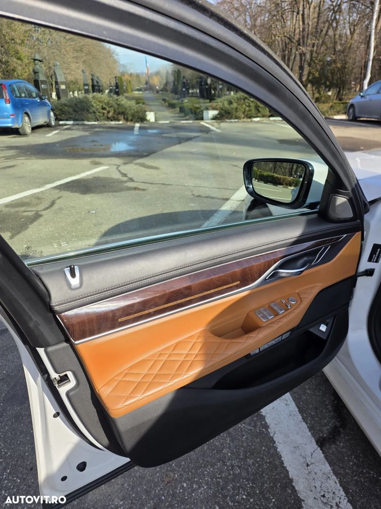 BMW Seria 7 750d xDrive - 21