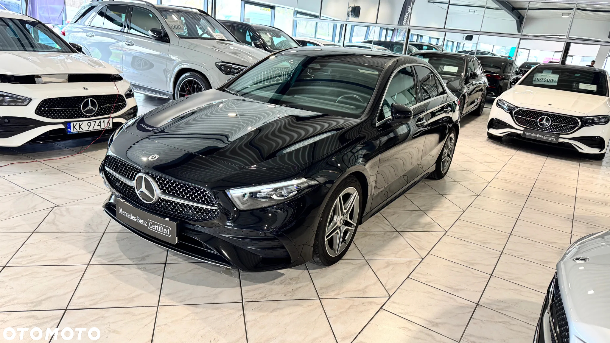 Mercedes-Benz Klasa A 220 4-Matic AMG Line 7G-DCT - 2