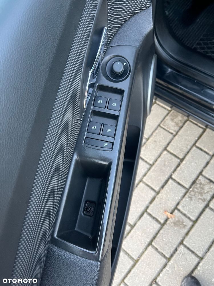 Chevrolet Cruze 1.8 LT - 19