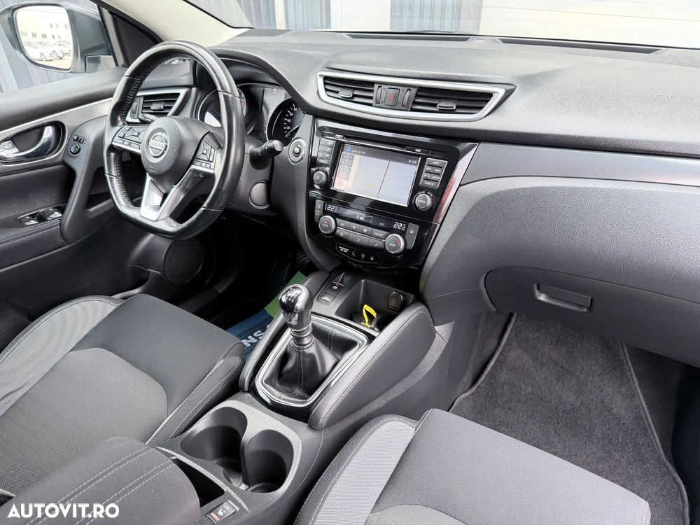 Nissan Qashqai 1.6 DCI ALL-MODE 4x4i TEKNA+ - 6