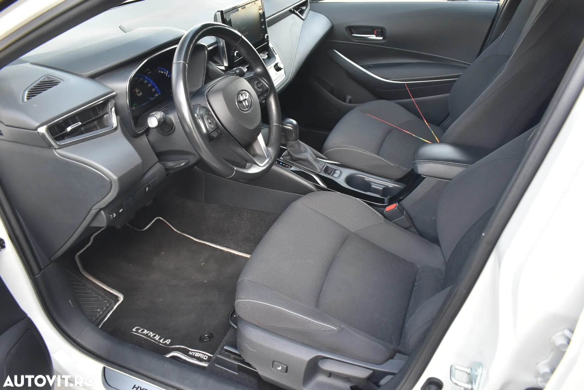 Toyota Corolla 1.8 Hybrid Comfort - 5
