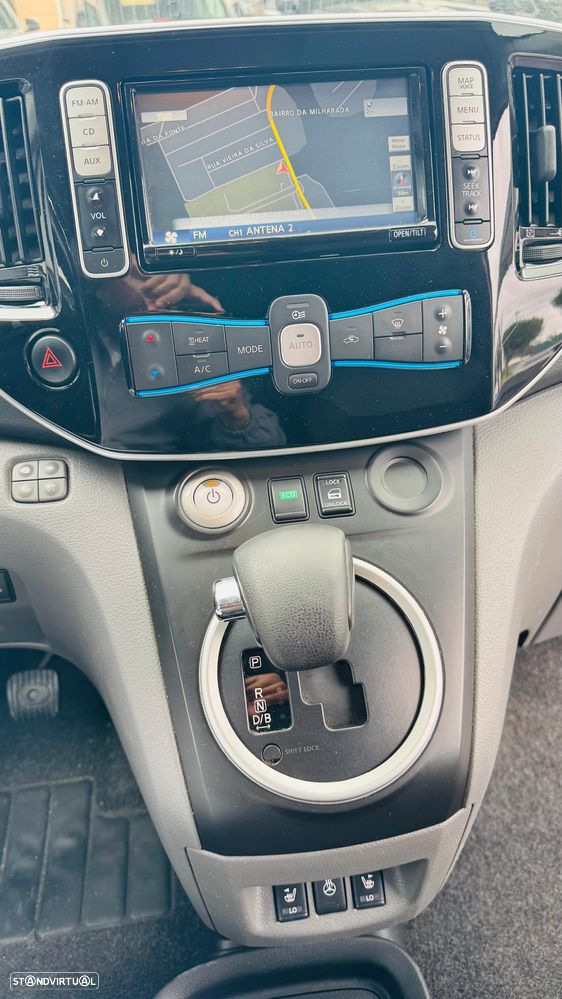 Nissan NV200 Combi - 4