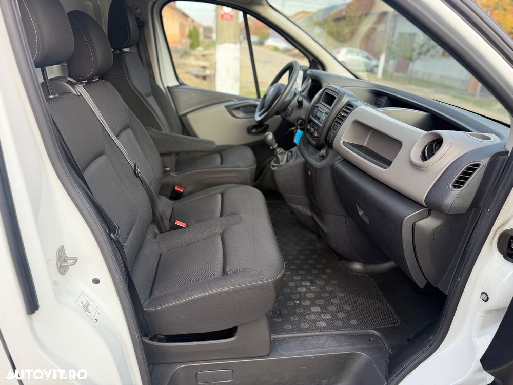 Renault Trafic - 6