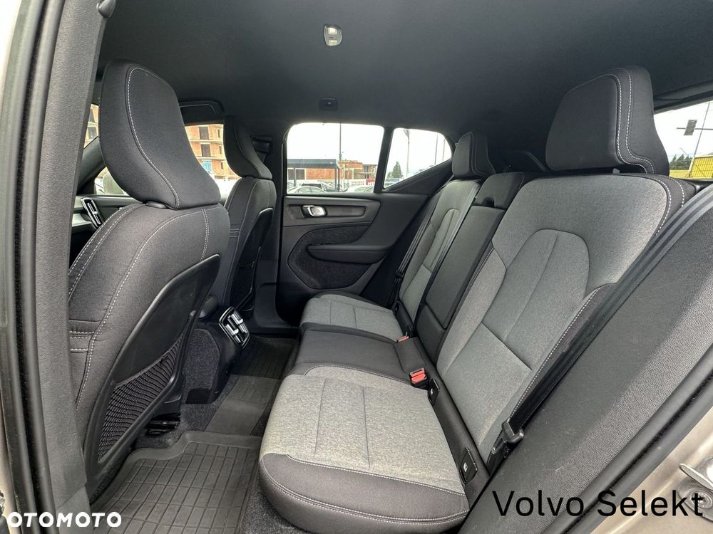 Volvo XC 40 - 28