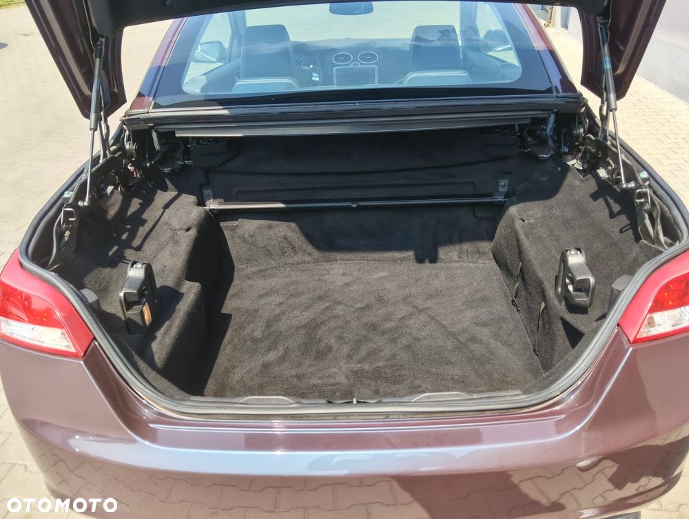 Ford Focus 2.0 16V Titanium - 17