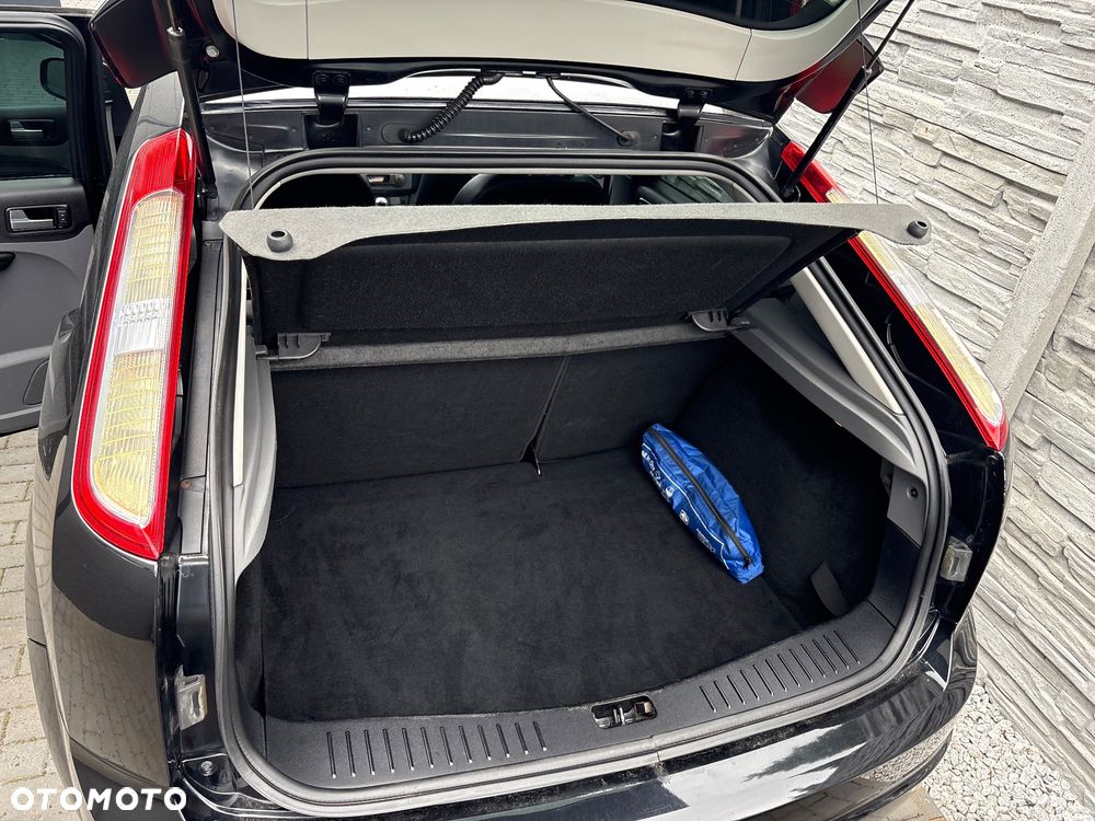 Ford Focus 2.0 TDCi DPF Titanium - 17