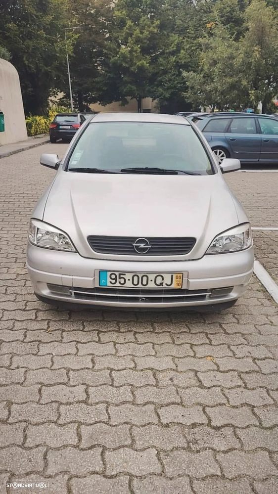 Opel Astra 1.4i Sport - 3